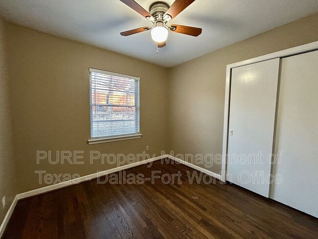 Building Photo - 1607 Briarwood Blvd