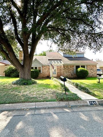 Building Photo - 704 Matthews Ct