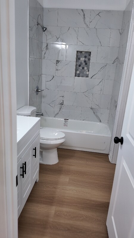 Building Photo - 698 Delta Rd