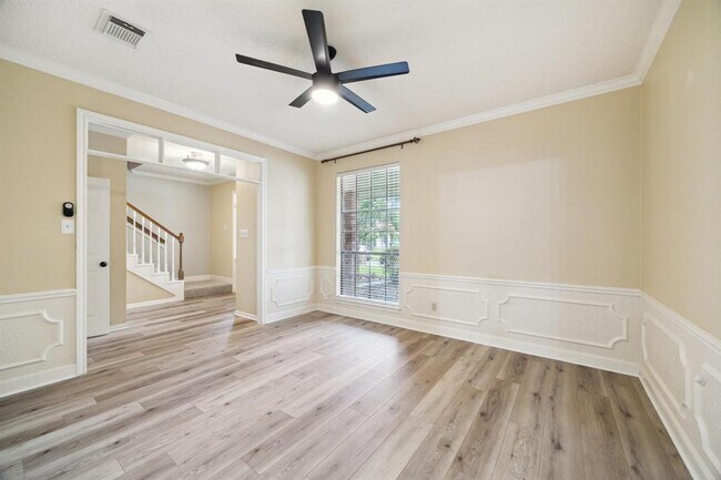 Building Photo - 5618 Spring Lodge Dr