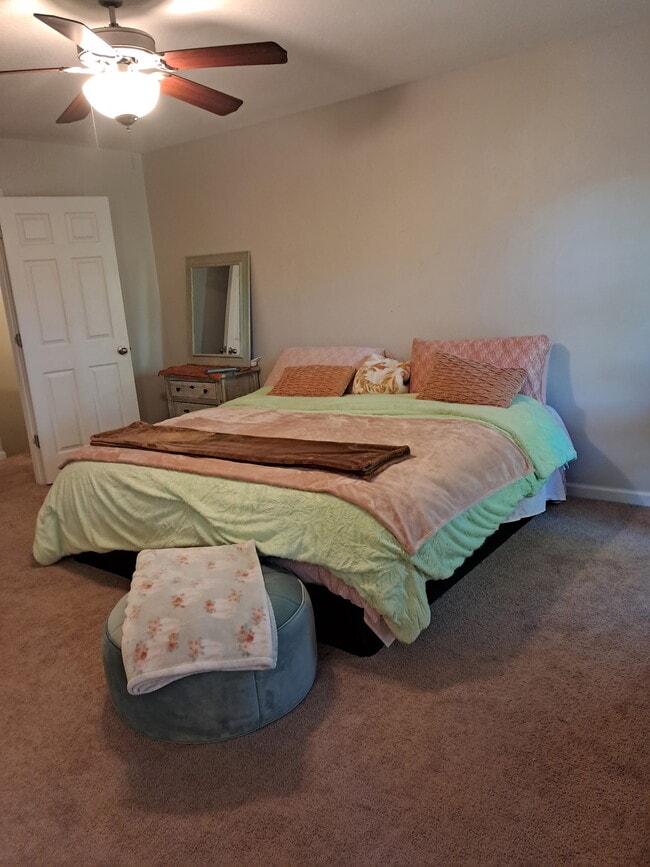 Building Photo - 317 Sand Oak Blvd