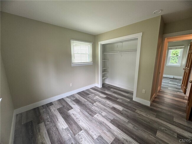Building Photo - 7878 Sagamore Dr N