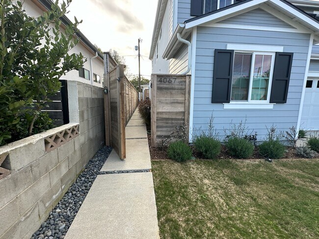 Building Photo - 4067 Michael Ave