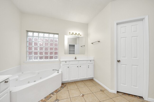 Building Photo - 13218 Haven Falls Ln