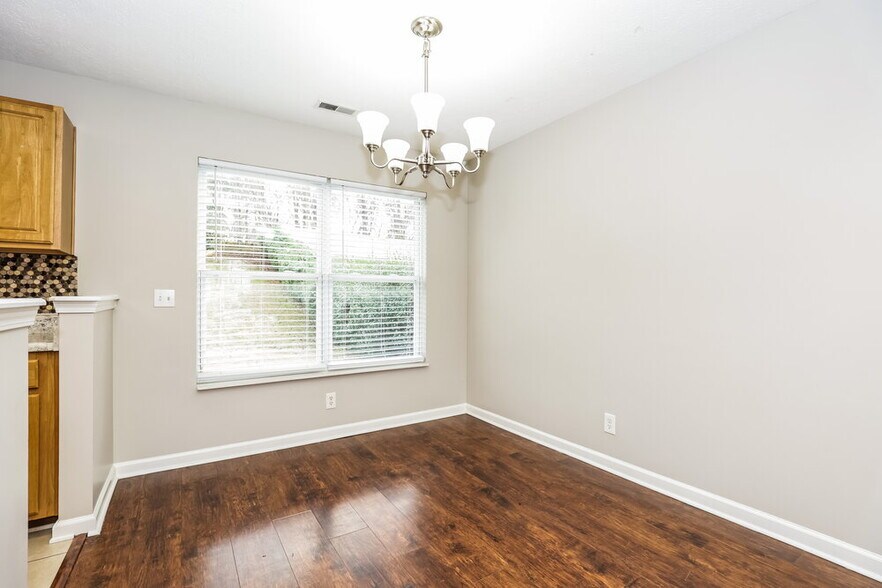 Building Photo - 2860 Paddle Wheel Dr