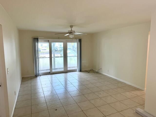 Building Photo - 1011 Green Pine Blvd