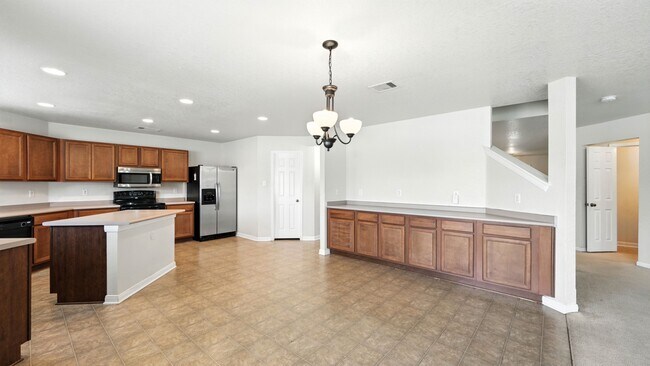 Building Photo - 4527 Summer Fall