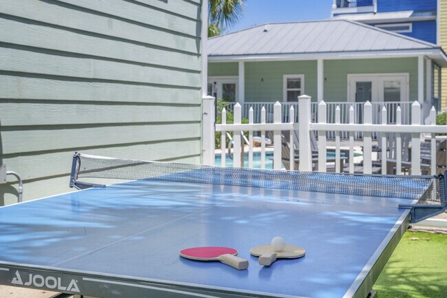 Building Photo - 2809 Scenic Hwy 98