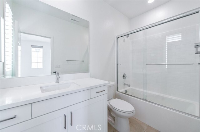 Building Photo - 173 Cadence