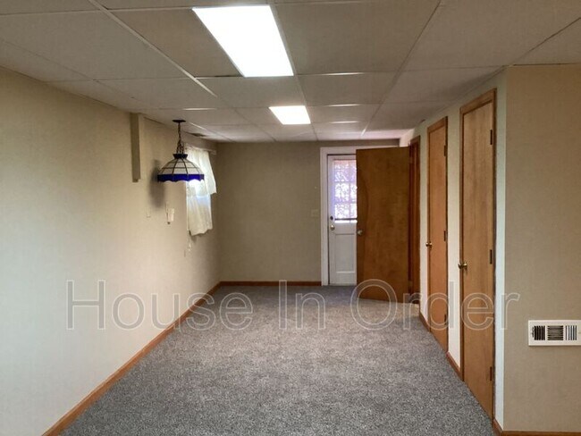 Building Photo - 112 Crooked Creek Rd