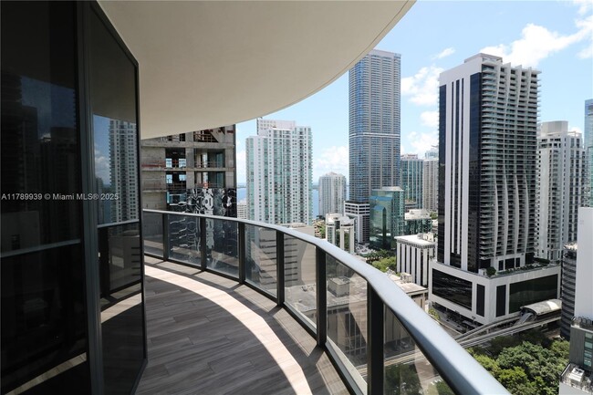 Building Photo - 801 S Miami Ave