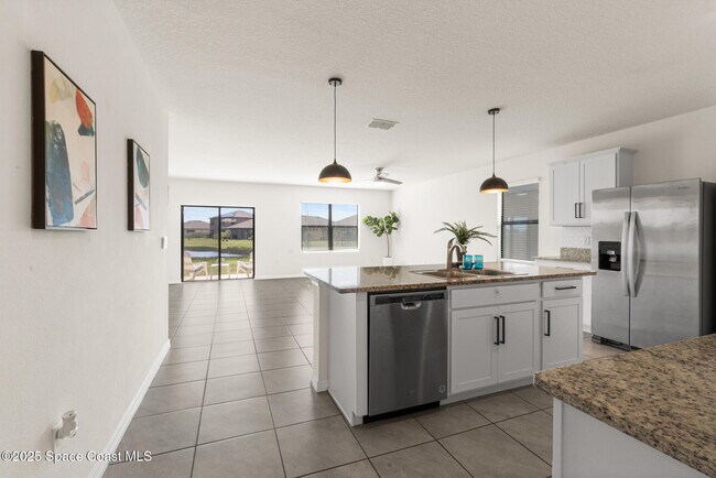 Building Photo - 1854 Capital Dr