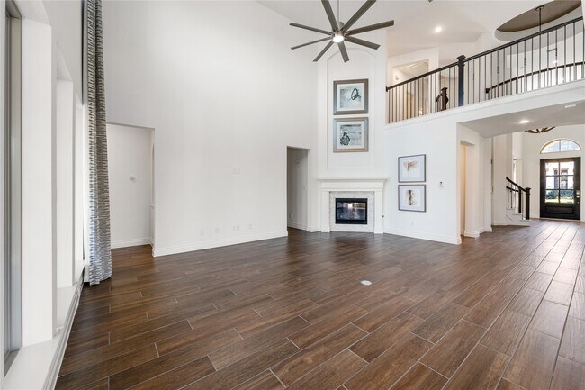Building Photo - 28618 Casen Ranch Ln