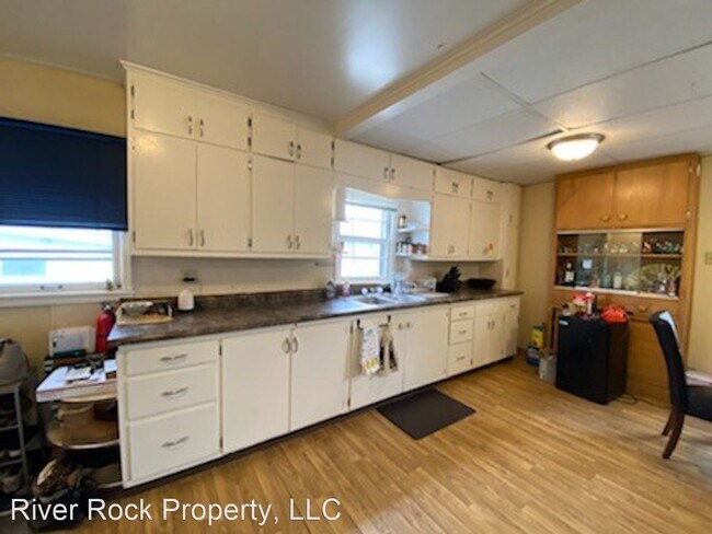 Building Photo - 5 br, 2 bath House - 1442 9th Street North