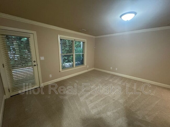 Building Photo - 3134 Chestnut Woods Dr