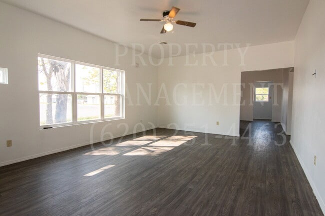Building Photo - Charming 2-Bedroom 1-Bath Home in Coffeyville