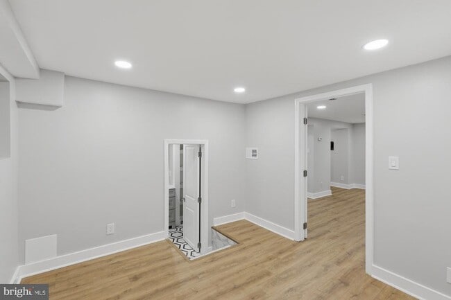 Building Photo - 2388 Champlain St NW