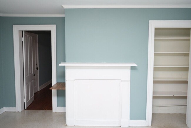 Building Photo - 720 Nalle St