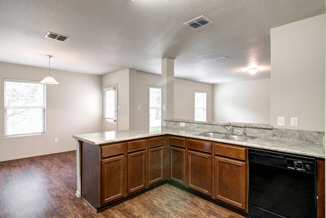 Building Photo - Aspen Park West - 2818 Aspen Meadow, San A...