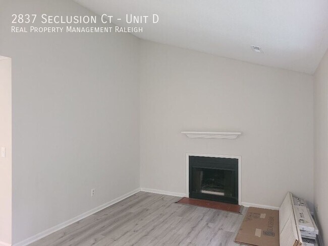 Building Photo - 2837 Seclusion Ct