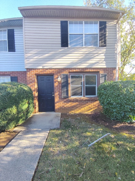 Building Photo - 36 Duiguid Dr