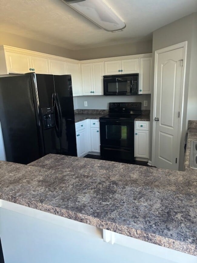 Building Photo - Bright & Beautiful 3BR Ranch in Sage Creek – Open Floor Plan, Fenced Yard & Prime Location!