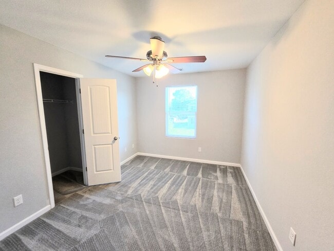 Building Photo - 625 River Creek Rd