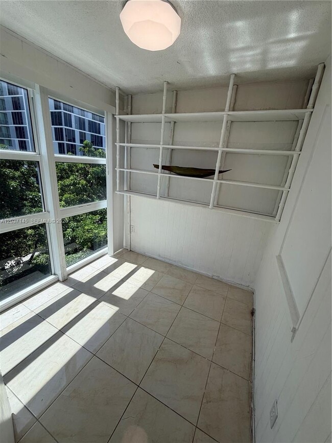 Building Photo - 17620 Atlantic Blvd