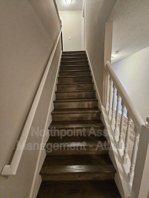 Building Photo - 1435 Maple Valley Ct