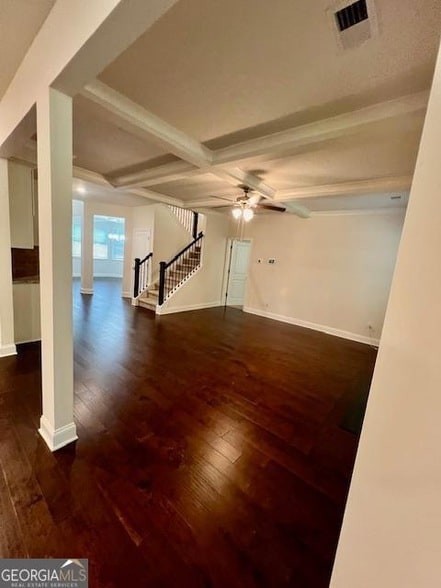 Building Photo - 600 Rosehill Ln SW