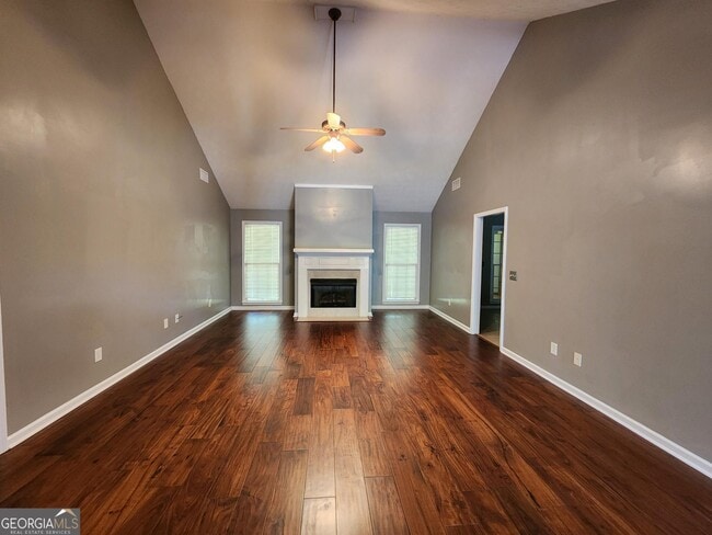 Building Photo - 7184 Village Loop