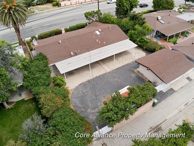 Building Photo - 10019 Balboa Blvd
