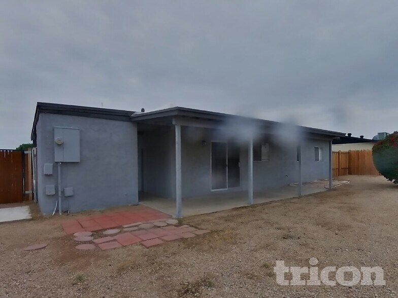 Building Photo - 809 95th Pl