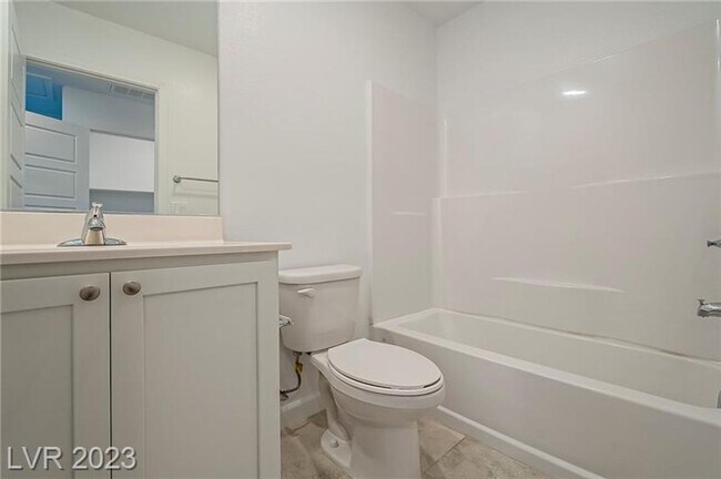 Building Photo - Charming Retreat in 89011