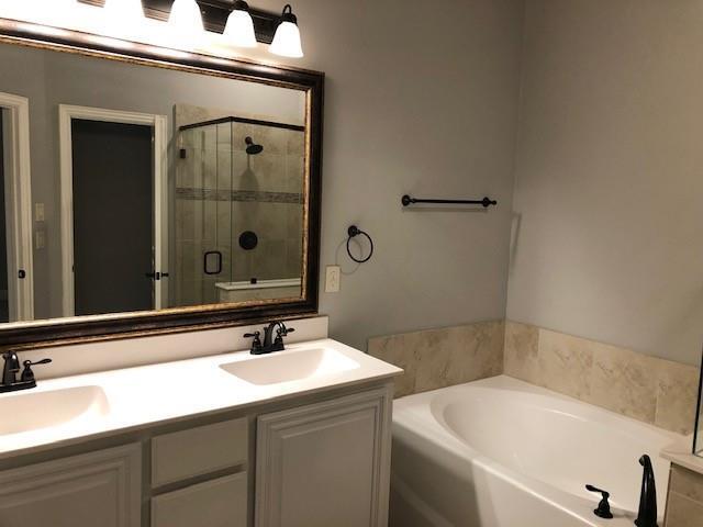 Building Photo - 960 Mangrove Dr