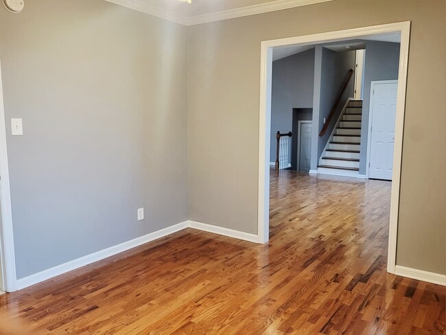Building Photo - 115 Sabel Cir