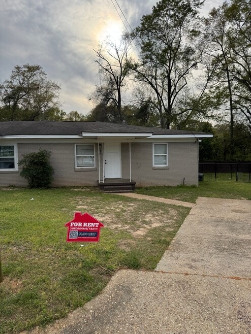 Building Photo - 109 Aventura Ct