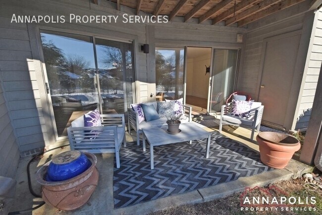 Building Photo - 2008 Quay Village Ct