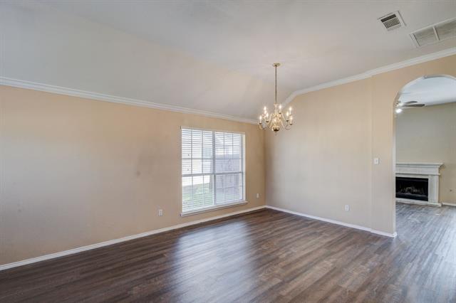 Building Photo - 3844 Harrison Dr