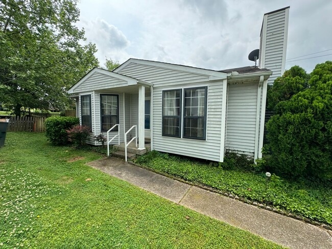 Primary Photo - Condo near Nashville Airport & Percy Pries...