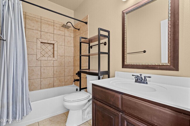 Building Photo - 11409 Pifas Nevarez Pl