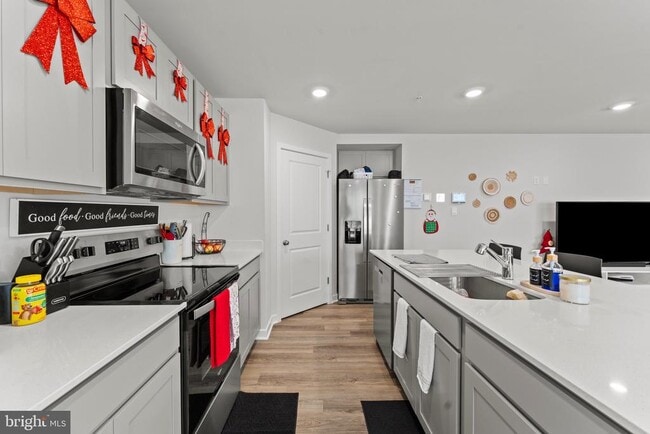 Building Photo - 140 Wood Walk Ave