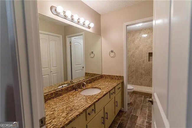 Building Photo - 3562 Bryant Ln