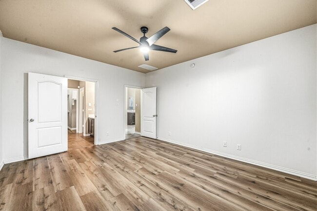 Building Photo - 2403 Summers Glen Ct