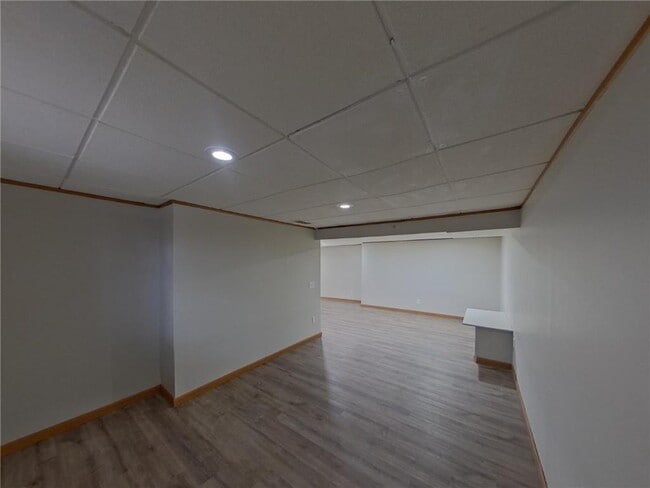 Building Photo - 1000 Concordia Ave