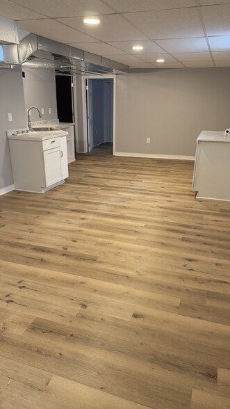 Building Photo - 1548 Wolff St