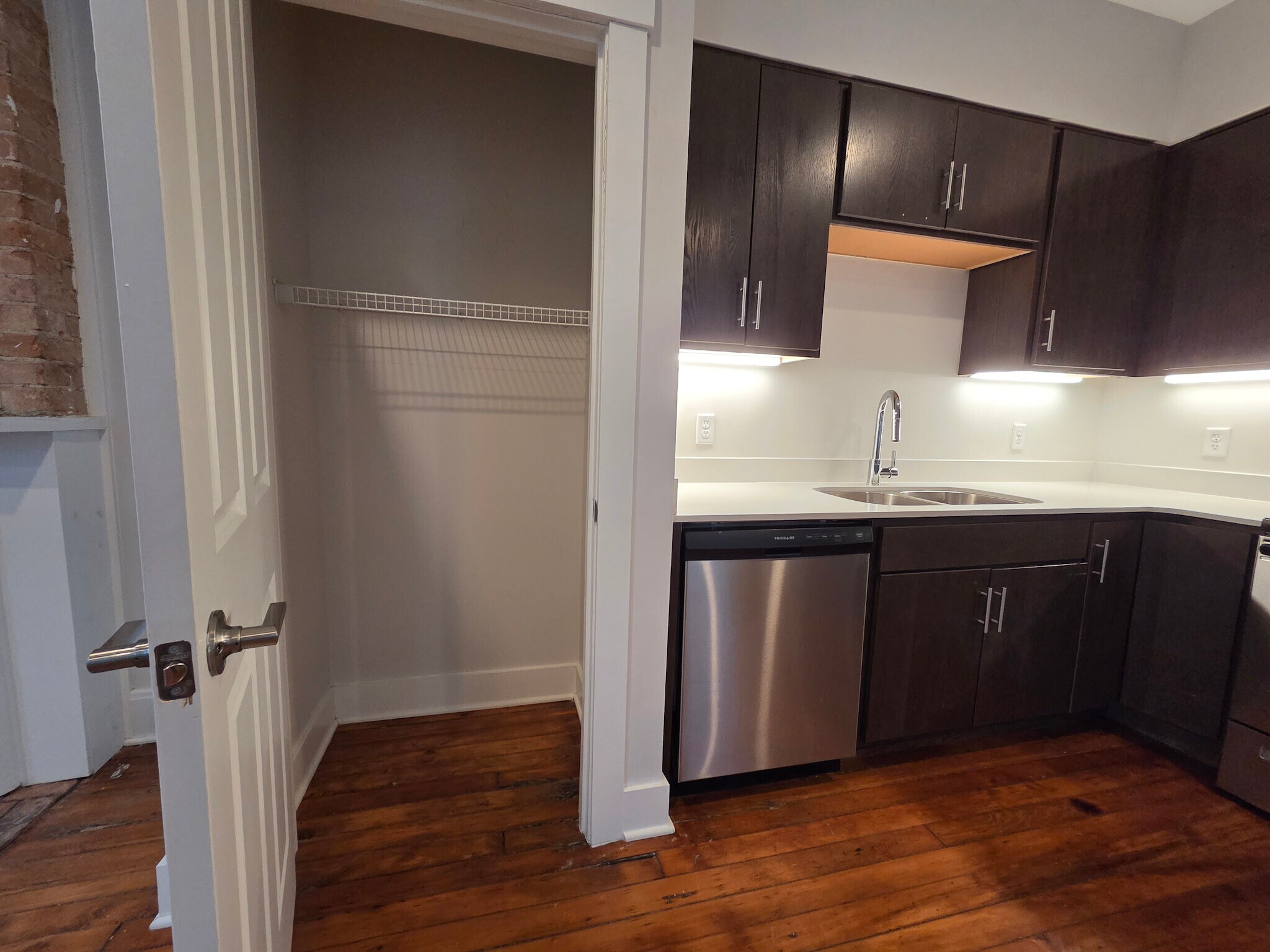 Building Photo - 3112 Warsaw Ave