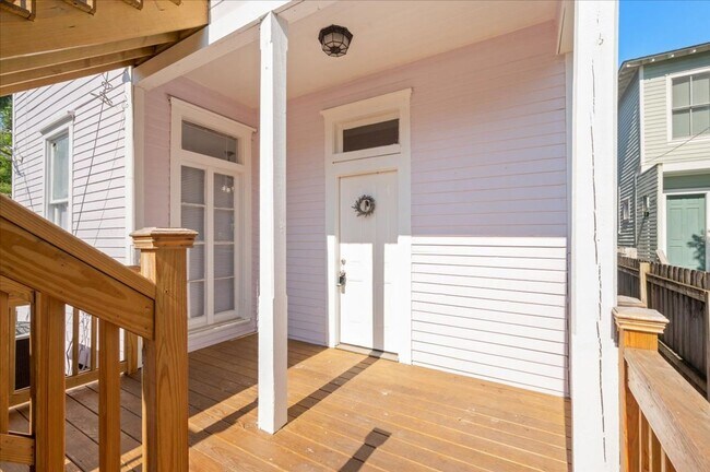 Building Photo - Move-In Special: $300 Off First Month if You Move by March 31, 2026!