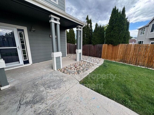 Building Photo - 3548 Bucking Bronco Ct