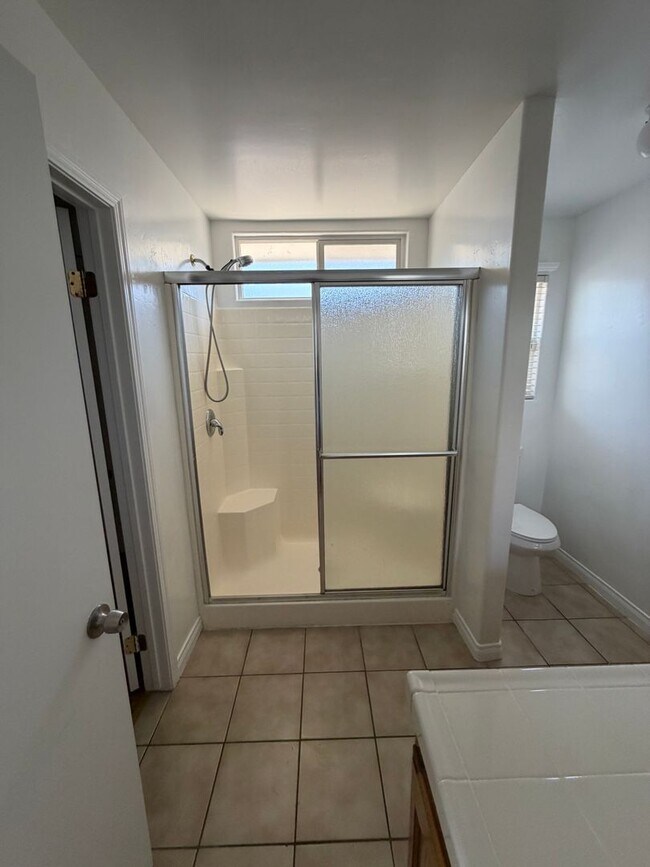 Building Photo - 5800 Potenza Ln